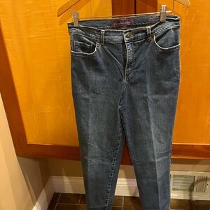 Gloria Vanderbilt Amanda Straight Leg Jeans